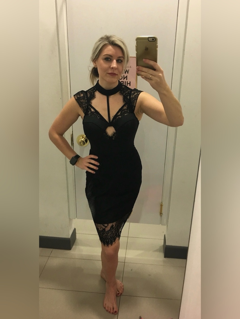 🔲 FOREVER 21 Lace Bodycon Dress with Choker Neck and bustier top